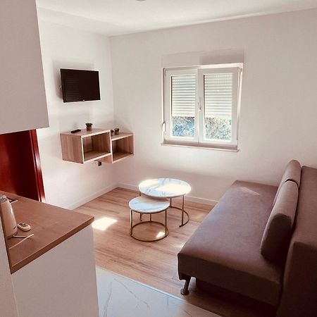 Apartments Kristic เนอุม ภายนอก รูปภาพ