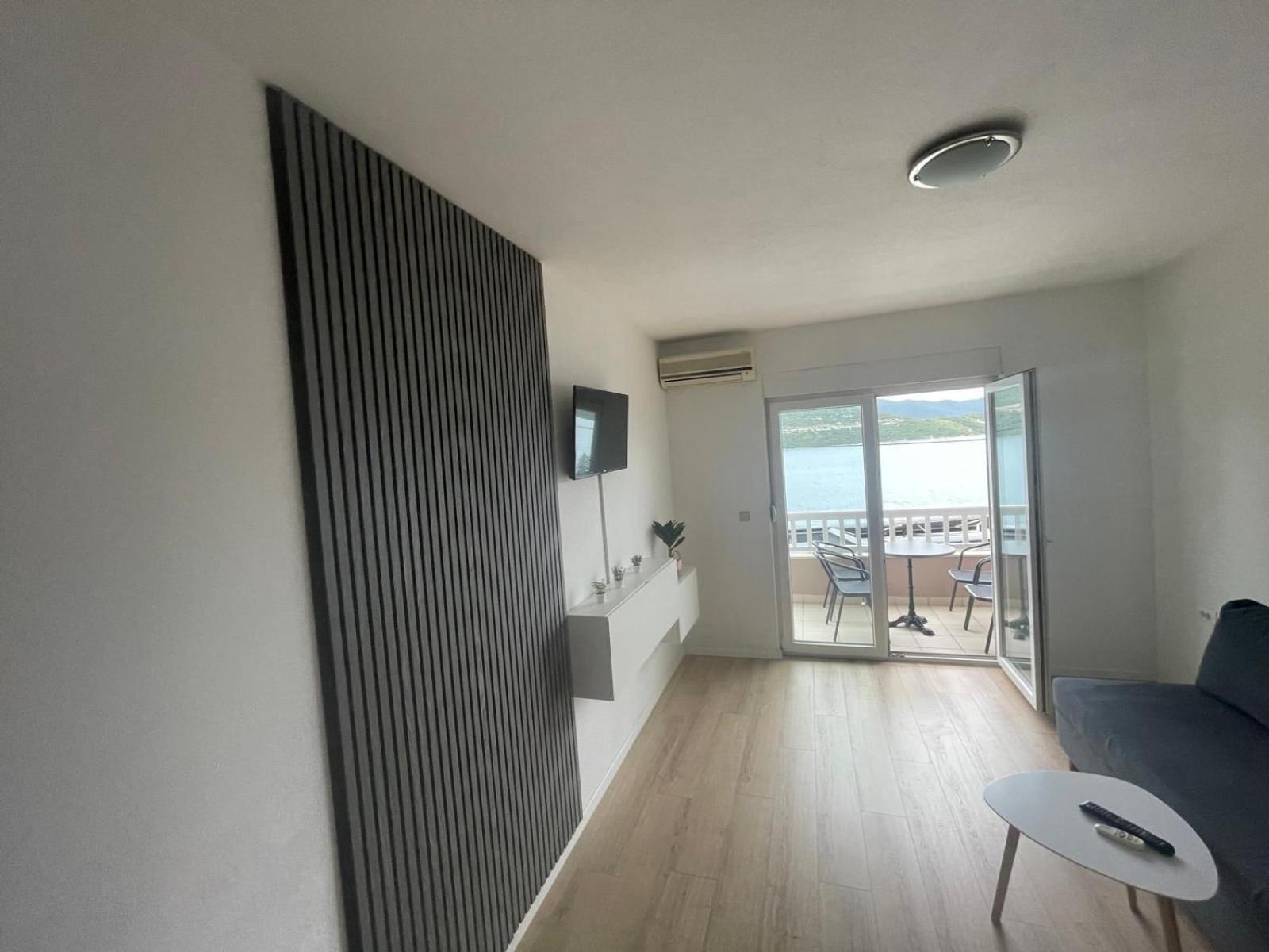 Apartments Kristic เนอุม ภายนอก รูปภาพ