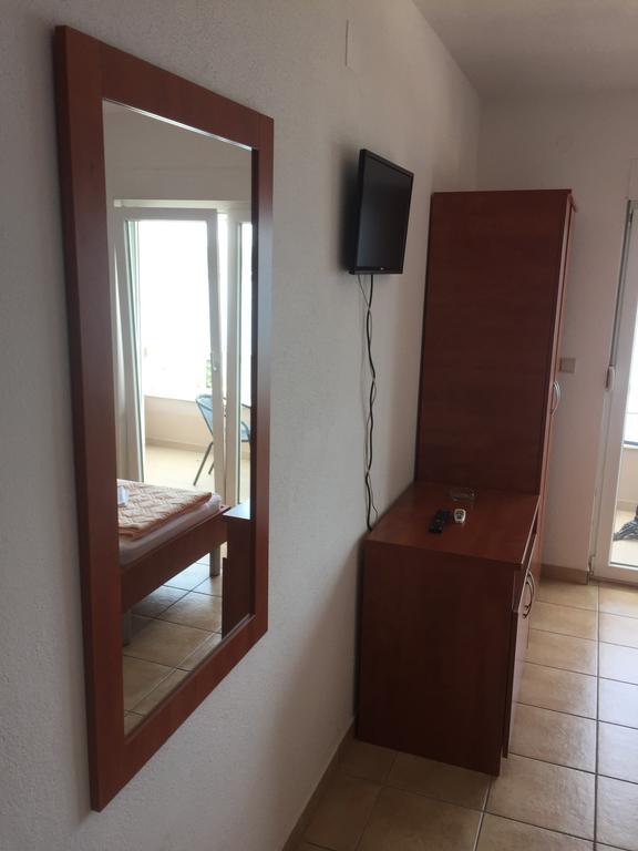 Apartments Kristic เนอุม ภายนอก รูปภาพ